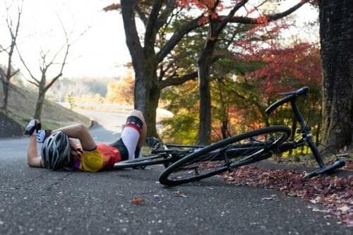 3:落車時に手を守ってくれる