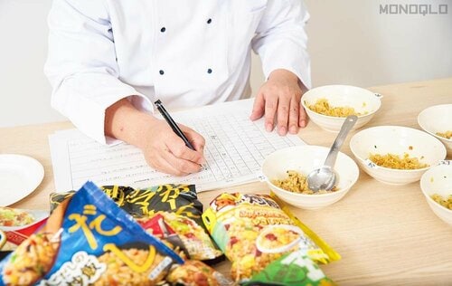 ネギがチャーシューや油のこってり感をさっぱりさせる 冷凍食品おすすめ イメージ