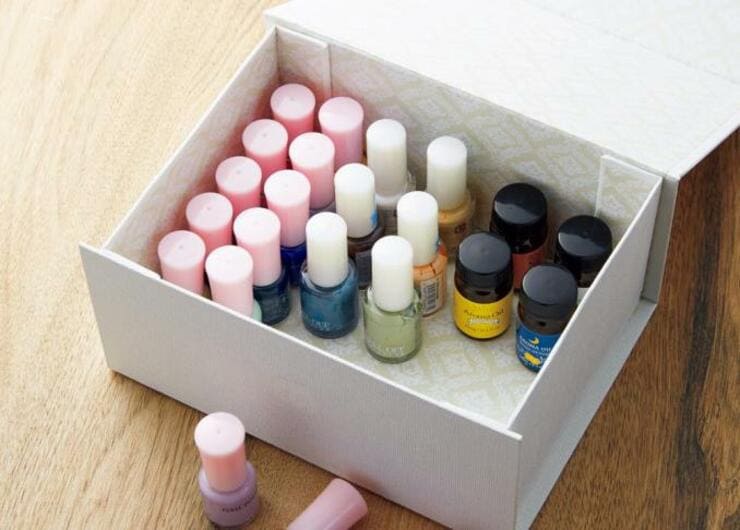 【ダイソー】小物収納に便利！“100均折りたたみ紙BOX”の実力は？｜『LDK』が試しました