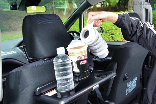 災害時の車中泊で備えたいアイテムは? 車中泊用アイテムおすすめ イメージ