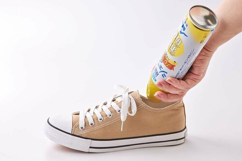 叶った2:逆さまでも、つま先まで一気にスプレーできる! イメージ