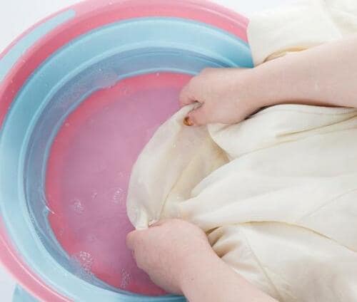 洗濯あるある2：コートの黒ずみもキレイにしたい！ イメージ3