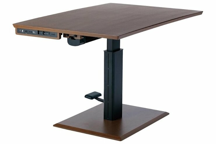 寒い季節でも快適に作業できる、ヒーター付き昇降テーブル｜『家電批評』新製品FLASH【デジタルガジェット編】のイメージ