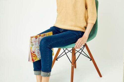 その3:雑誌はさみで、インナーマッスル強化! イメージ