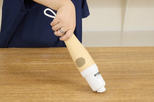 【4位】ライフオンプロダクツ「マルチスティッククリーナー(LNACN004)」 ハンディクリーナーおすすめ イメージ3