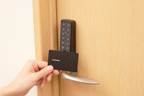 専用のカードでの解錠も設定できる イメージ2