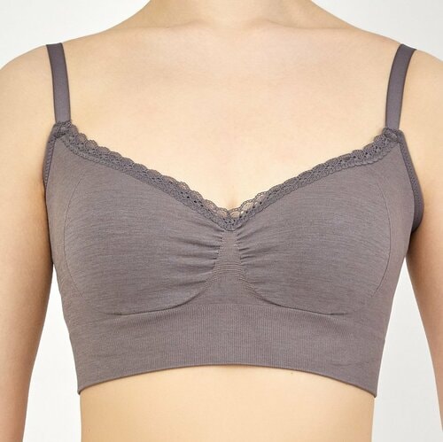 夏のブラジャーおすすめ セシール 毎日着たいブラ(ブラタイプ)(ノンワイヤー・3/4カップ) イメージ2