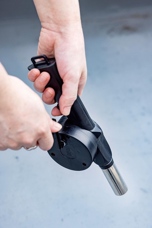 機能賞：キャンドゥ「MINI BLOWER EASY AND LIGHT」 ダイソー・セリア・キャンドゥ・スリコおすすめ イメージ2