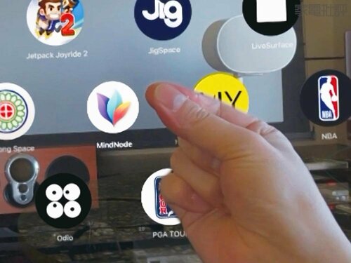 指同士のタップで決定 VRデバイスおすすめ イメージ