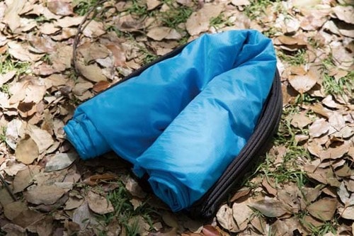 アウトドア:レジャー:公園:ヒルナンデス:DEMARK:エアーソファー