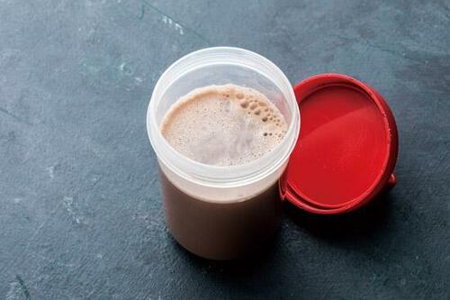 Q. プロテインを食事の代わりにしたら痩せるんじゃないの？ イメージ