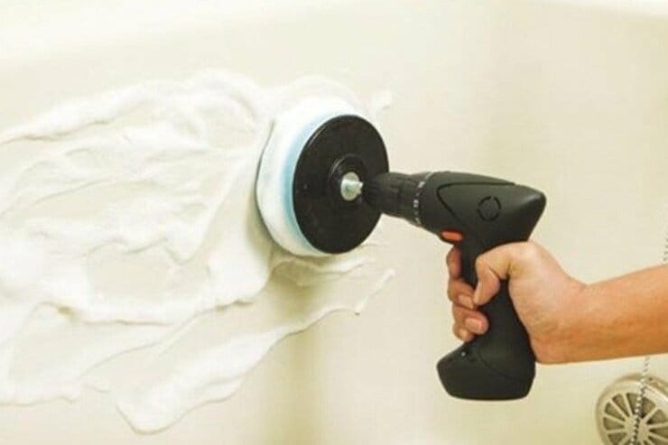 【お掃除ギア】電動ドライバーでお風呂のヌメリ取り！ 「マジックタッチ」って？ ｜『MONOQLO』が紹介