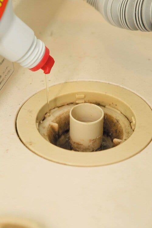 ヘドロだらけの排水口はかけて放置で簡単キレイ イメージ