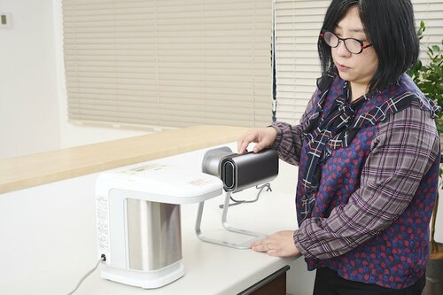 購入しやすい価格帯の家庭用ハンドドライヤー新旧2製品を比較！ イメージ