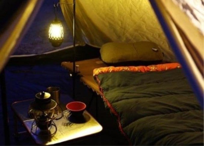 【キャンプ】別格の寝心地！テントの夜は「ヘリノックス」のコットがオススメです