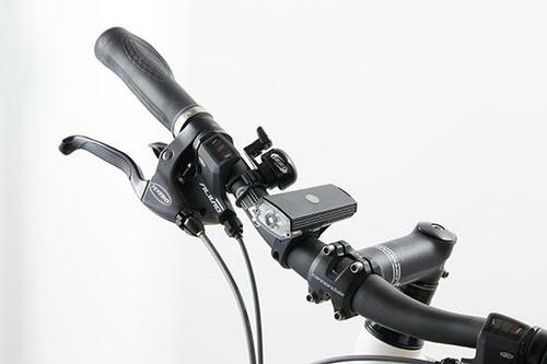 9位: デイタイムモードで日中もアピールBLACKBURN「DAYBLAZER 400 FRONT」 イメージ11