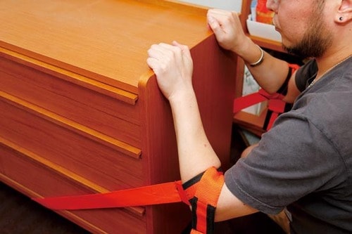 ［プロ技④］浮かせるときは ベルトで運ぶ！ イメージ2