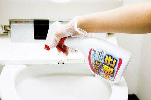 【S評価】驚くほど汚れを弾く「超撥水コーティング剤」