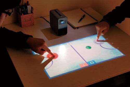 まずは基本情報をご紹介 これが新しいXperiaの形です イメージ