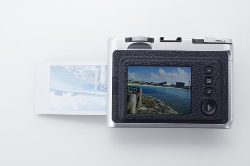 レトロ×最先端で大人のチェキ 富士フイルム「instax mini Evo」 イメージ3
