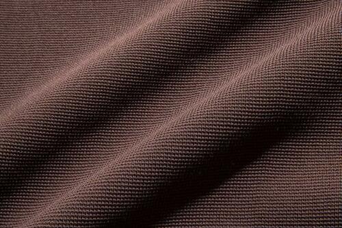 高級感あるツヤとストレッチ性が◎ イメージ