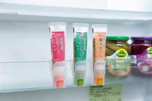 ⑧もう探すことはありません！薬味チューブホルダー イメージ