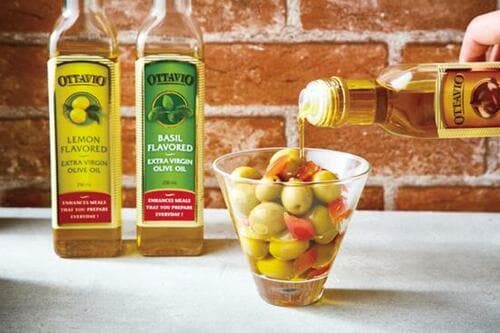 オリーブオイルは風味によってはクセが強めです イメージ2