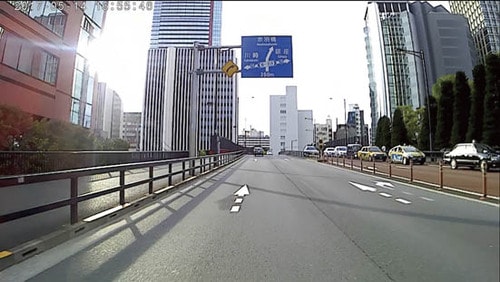 4位: [総合35点]値段なりに画質は落ちますが動画はなめらかでコスパ十分 イメージ