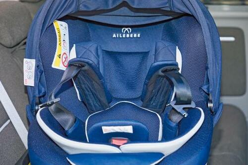 カーメイト「エールベベ クルット6i グランス」3