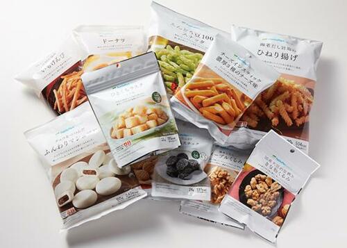 ファミリーマートのお菓子はスナックからチョコまで種類が豊富