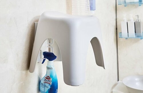 重い樹脂製の風呂イスも安定! ニトリの便利グッズおすすめ イメージ