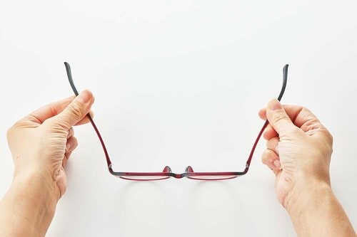 広がってストレスなし 老眼鏡おすすめ イメージ