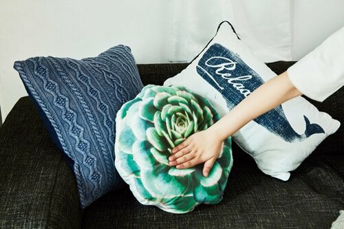 【No.03】インテリア界で流行中のクッションが本家の1/10価格以下!?