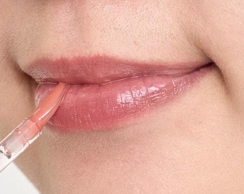 塗りやすさ：シリコンチップが塗りやすい リッププランパーおすすめ イメージ