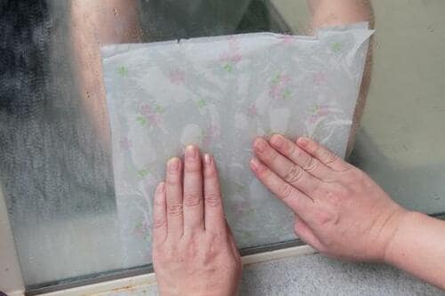 ステップ1：レモン汁でパックする イメージ