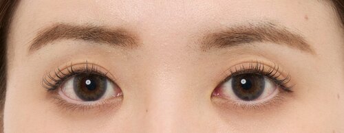 <!--td {border: 1px solid #cccccc;}br {mso-data-placement:same-cell;}--> 控えめな色素薄い系 グレーカラコンおすすめ イメージ