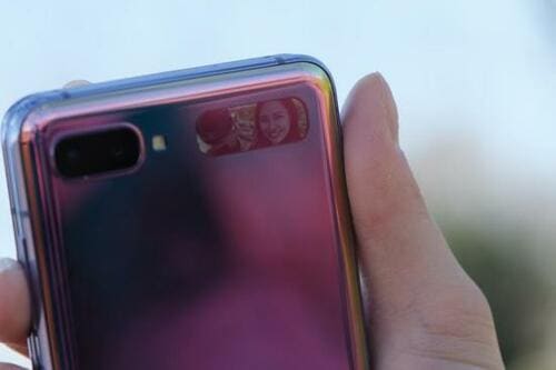 コンパクトスタイルにしたまま撮影できる イメージ