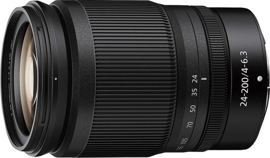 ニコンの24-200mmレンズ