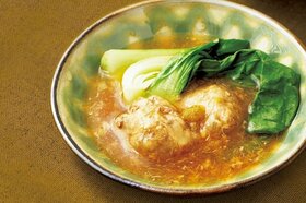 【あったかスープ】サバ缶がごちそうスープに！「さばだんごスープ」レシピ｜『LDK』と料理家が紹介