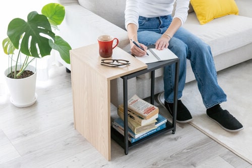 ちょっとしたメモが取れるデスクになる イメージ