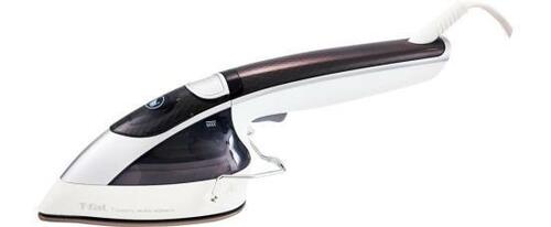 ハンガーにかけたまま衣類ケア！シャツのシワを撃退 イメージ