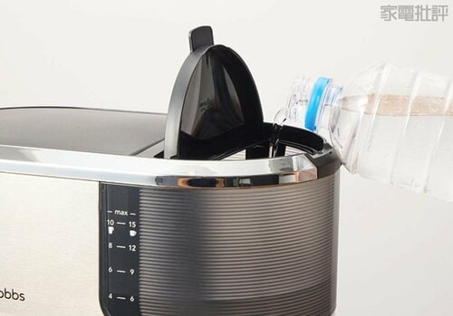 給水タンクは取り外せたほうが便利 高級コーヒーメーカーおすすめ イメージ