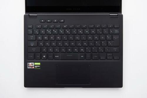 キーボード：打鍵感があり配列に無理がない イメージ