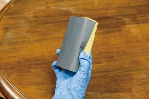 しみついた輪ジミは耐水ペーパーで削る！ イメージ3