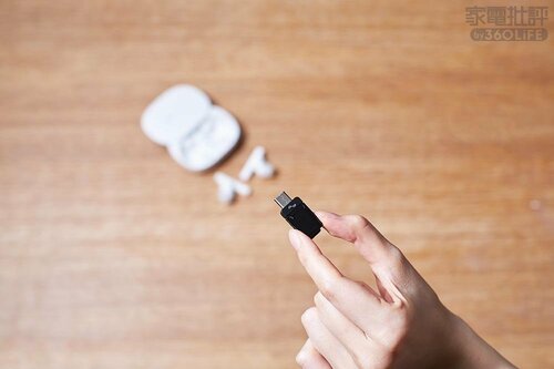 ワイヤレスの音質を解消するBluetoothトランスミッター iPadやタブレット周辺アクセサリおすすめ イメージ2