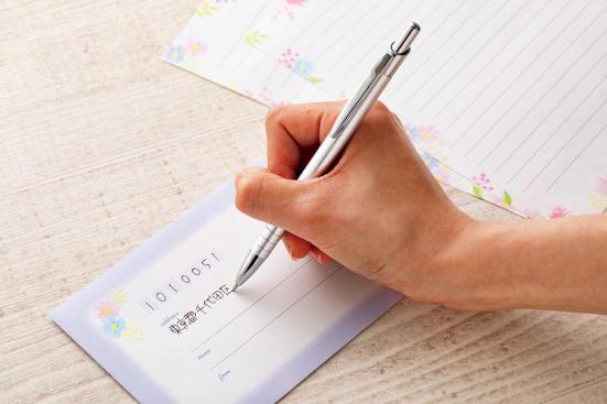 100均 失敗しないボールペン6選 ダイソー セリア キャンドゥのバズりグッズを Ldk が辛口評価 360life サンロクマル