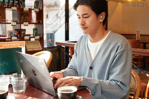 人の声は聞こえるが集中はできそう ワイヤレスイヤホンおすすめ イメージ