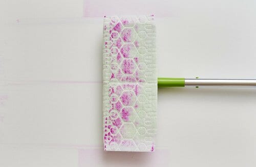 真ん中に拭き筋ができちゃった ドライタイプのフローリング用掃除シートおすすめ イメージ2