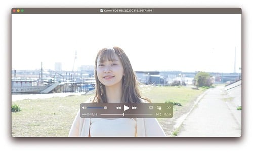 おすすめ1:小型軽量×強力AFで人物撮影はとにかく軽快 イメージ4