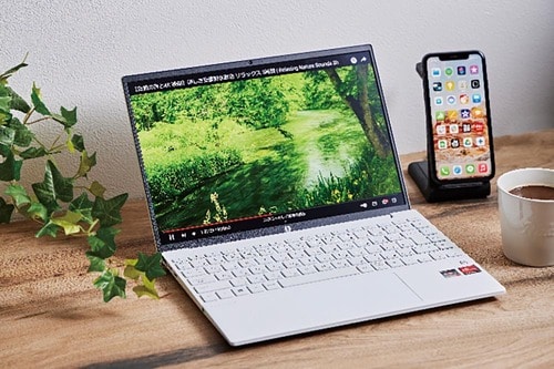 【格安ノートPCおすすめ2位】HP「Pavilion Aero 13-be0034AU」 イメージ2